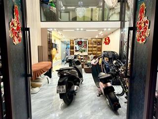 Chủ nhờ bán hộ căn nhà phố tô hiệu 30 bước chân ra mặt đường