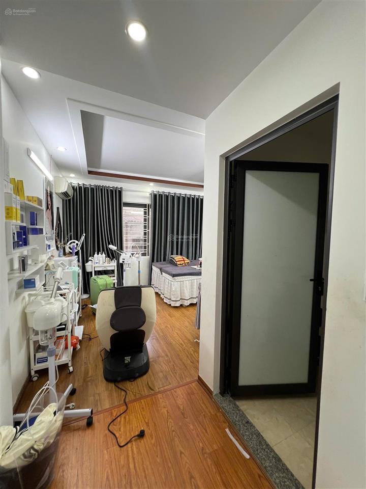 Cực hiếm phố tô hiệu cách mặt đường 30 bước chân