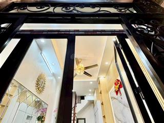 Ở sướng  chỉ 5.4 tỷ  có ngay nhà bạch mai, hbt  3 mặt thoáng  full nội thất  sổ sẵn