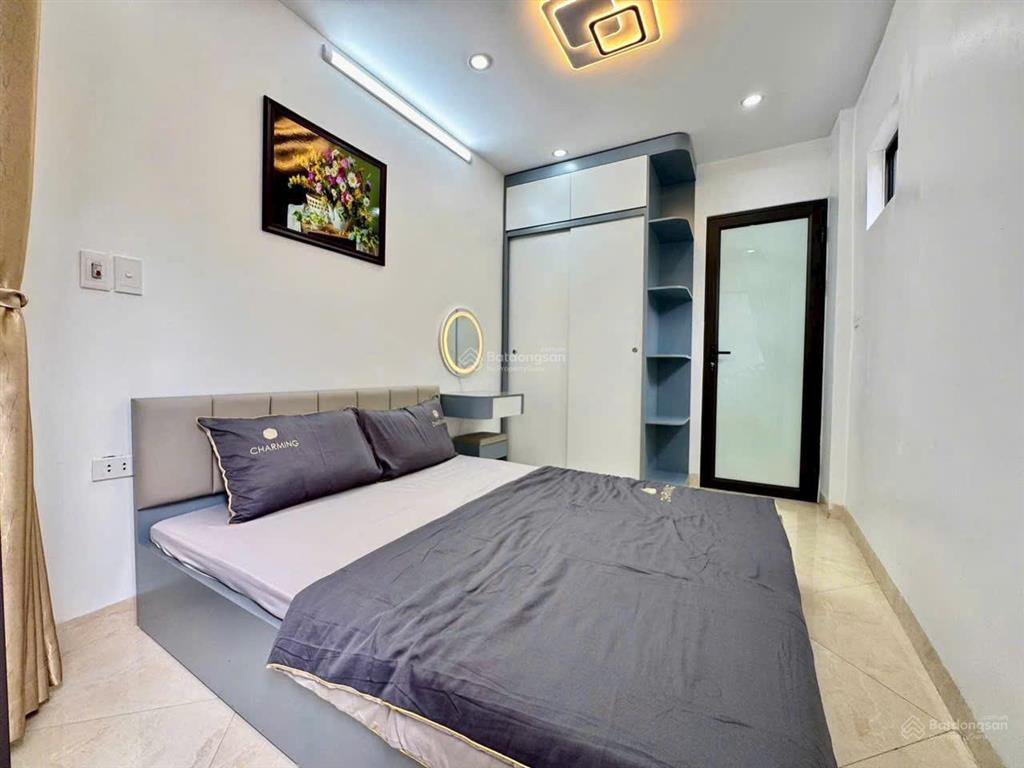 Ở sướng  chỉ 5.4 tỷ  có ngay nhà bạch mai, hbt  3 mặt thoáng  full nội thất  sổ sẵn