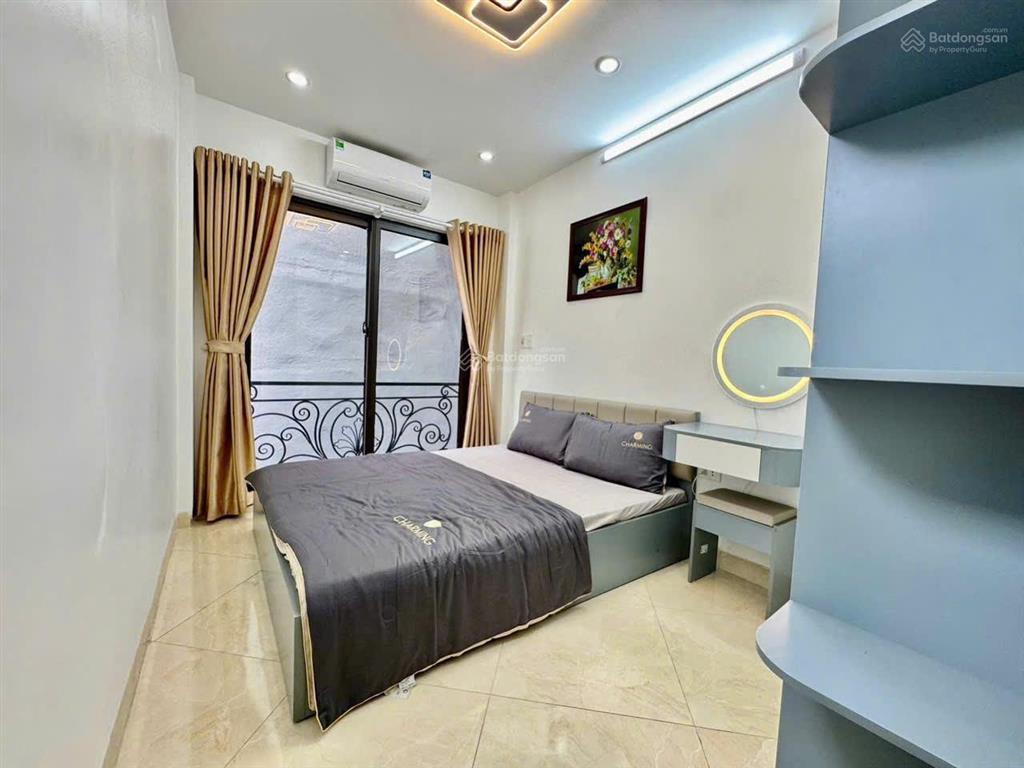 Ở sướng  chỉ 5.4 tỷ  có ngay nhà bạch mai, hbt  3 mặt thoáng  full nội thất  sổ sẵn