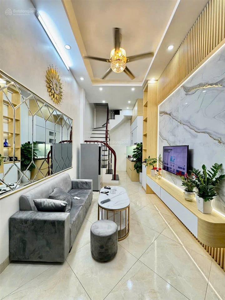 Ở sướng  chỉ 5.4 tỷ  có ngay nhà bạch mai, hbt  3 mặt thoáng  full nội thất  sổ sẵn