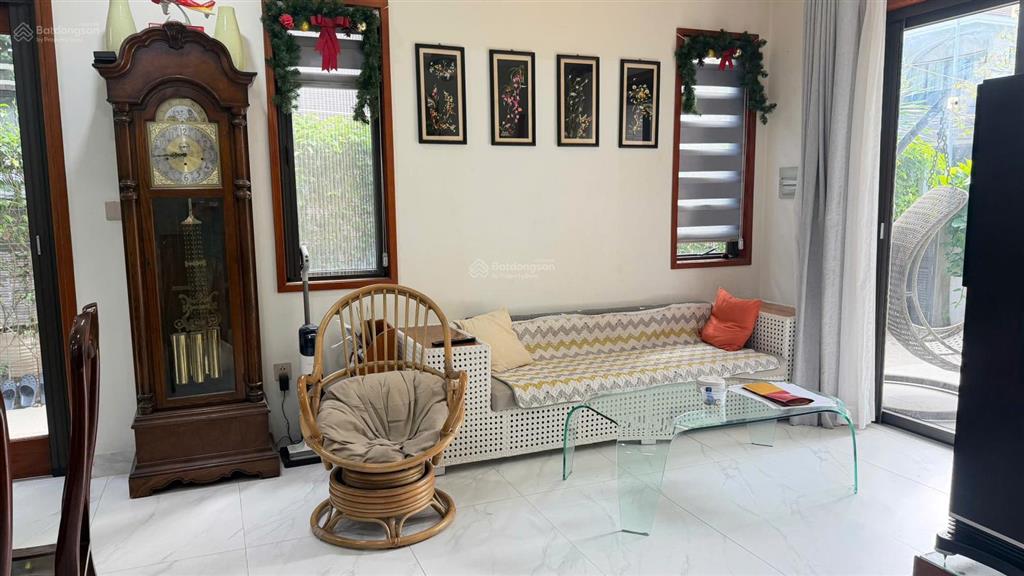 Bán biệt thư valora fuji ngay global city liên phường đỗ xuân hợp