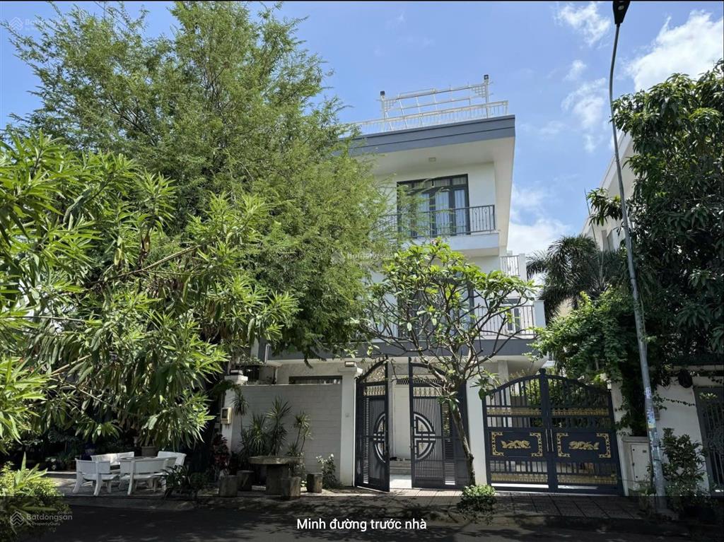 Bán biệt thự song lập ngay liên phường, global city phước long b