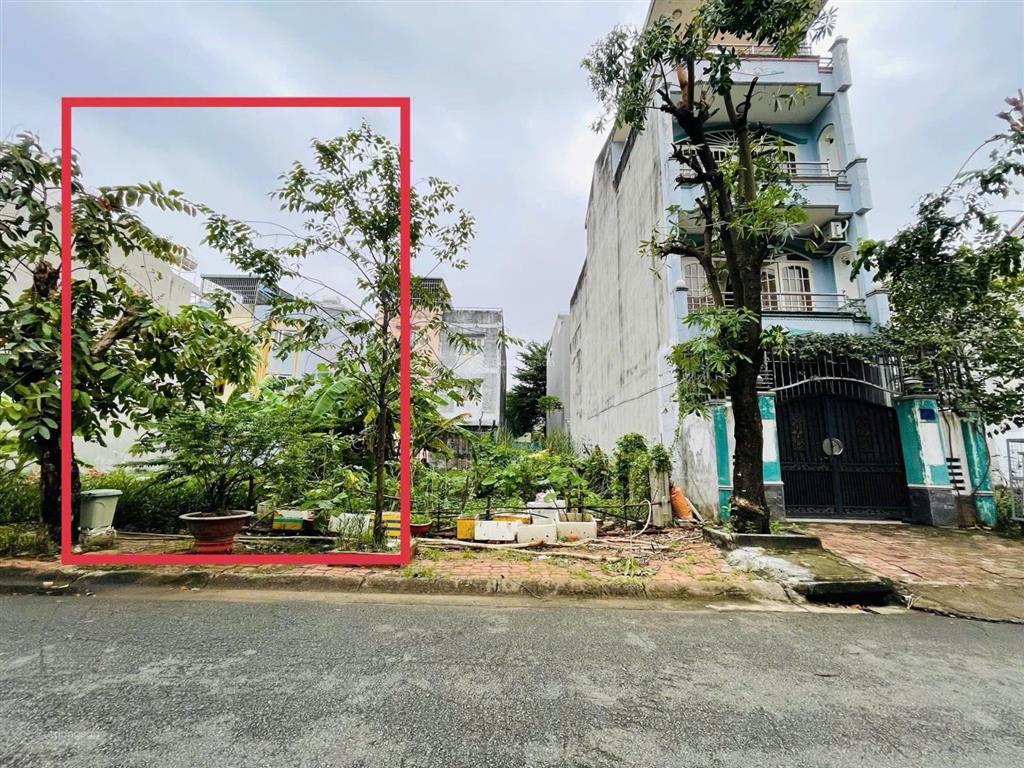 Bán đất trục liên phường  global city 4,5m x 20m giá 9,6 tỷ