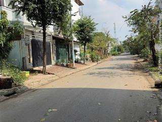 Bán đất trục liên phường  global city 4,5m x 20m giá 9,6tỷ