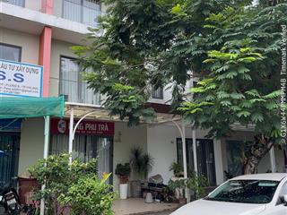 Bán nhà 3 tầng khu dân cư an ninh gần liên phường giá 10,8tỷ
