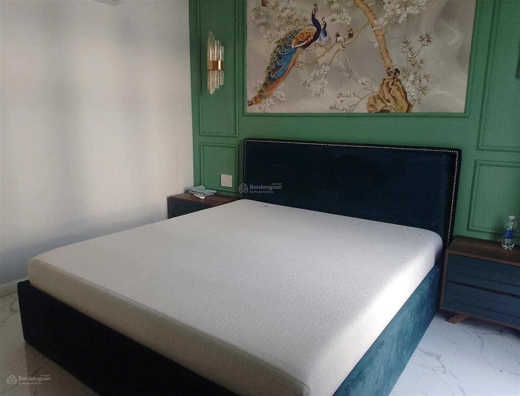 Cho thuê biệt thự đầy đủ nội thất cao cấp giá 10 triệu/tháng, west lakes golf & villas, 200m2