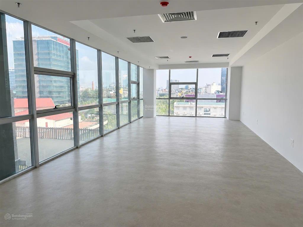 Cho thuê tòa nhà 124 kim mã ba đình 265m2, 9 tầng, 2 thang máy. vị trí đẹp