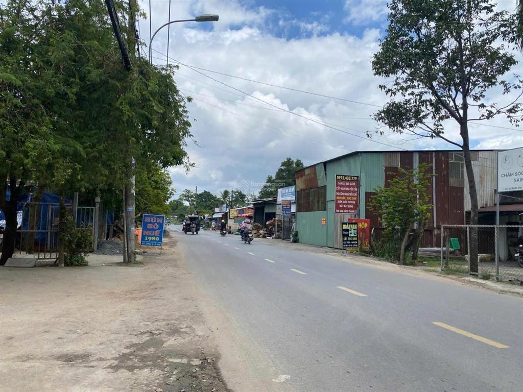 Bán đất góc 2 mặt tiền liên phường  lã xuân oai, 55m x 138m, (7024m²), đất xây cao tầng