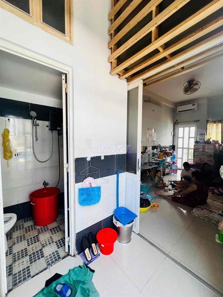 CỰC KỲ GẤP GIÁ CHỐT SIÊU SỐC NHÀ LÔ GÓC KDC NAM LONG BÌNH TÂN KẾ TÊN L