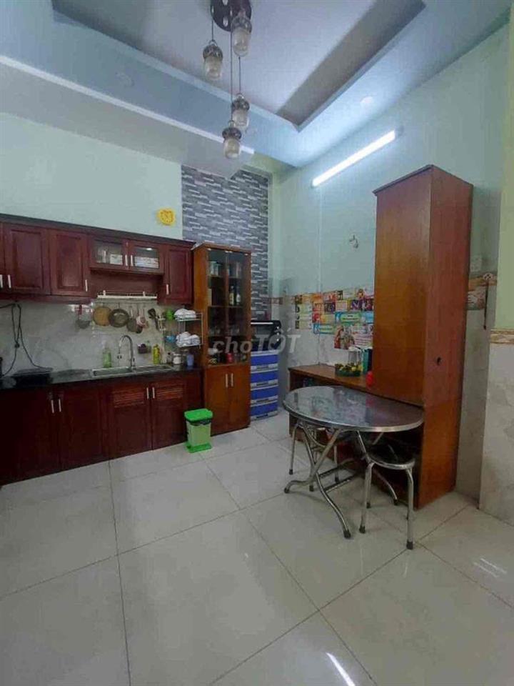 GẤP BÁN NHÀ MẶT TIỀN ĐƯỜNG SỐ 24A LÊ VĂN QUỚI