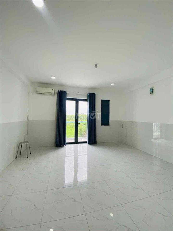 CHỦ GẤP BÁN NHÀ HẺM XE TẢI TỈNH LỘ 10. NGANG 5.1M DÀI 15.7 M. 3 TẦNG