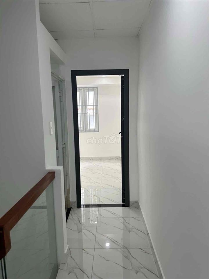 HẺM XE HƠI HUỲNH VĂN CHÍNH TÂN PHÚ NHÀ 3 TẦNG MỚI