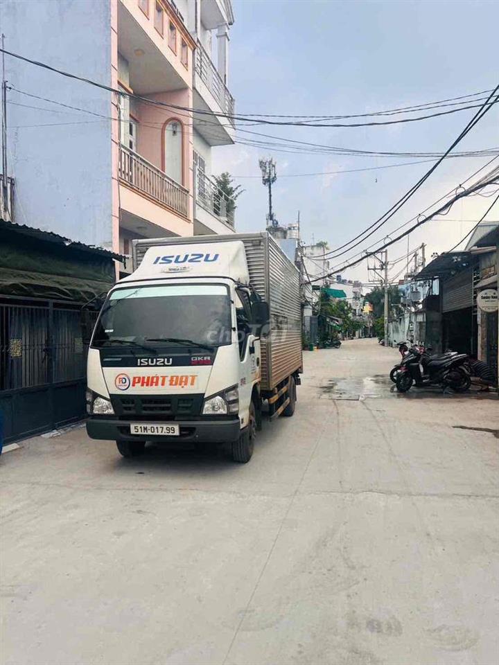 NHÀ 2 TẦNG HẺM XE TẢI TRÁNH SÁT MẶT TIỀN TỈNH LỘ 10, TÂN TẠO