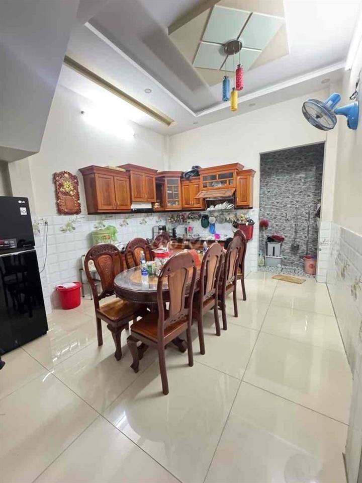 NHÀ 4 TẦNG KHU ĐỒNG BỘ HXH MÃ LÒ , SỔ BANK GIỮ