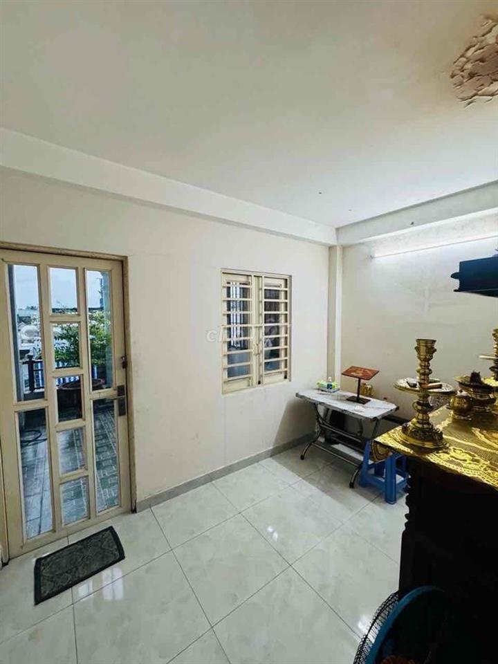 NHÀ 4 TẦNG KHU ĐỒNG BỘ HXH MÃ LÒ , SỔ BANK GIỮ