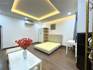 Căn hộ 1 phòng ngủ tách bếp  ban công