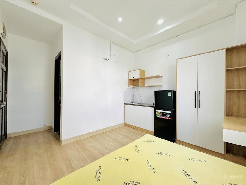 Căn hộ studio 1pn cửa sổ full nội thất cv làng hoa
