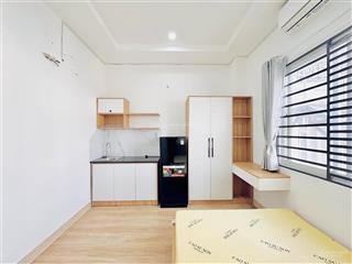 Căn hộ studio 1pn cửa sổ full nội thất cv làng hoa