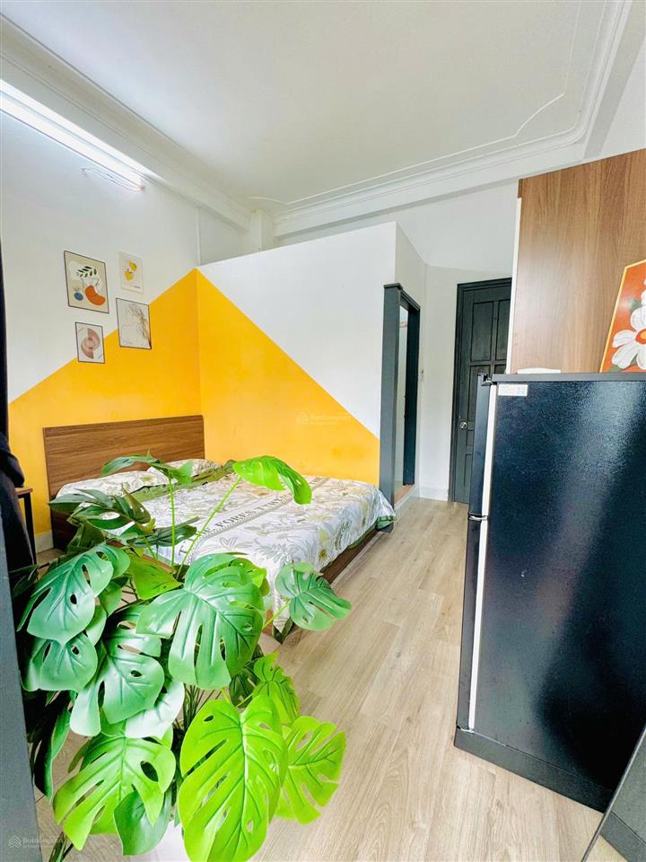 Căn hộ 1 phòng ngủ tách bếp  ban công