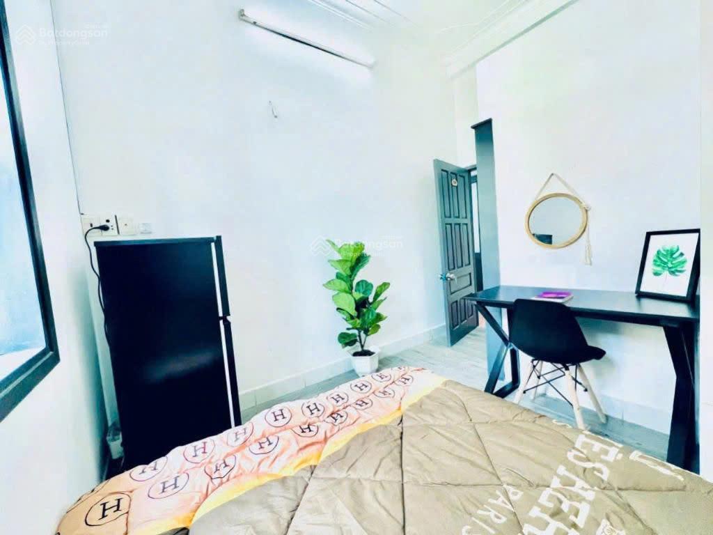 Studio tách bếp  quang trung  gần cv làng hoa