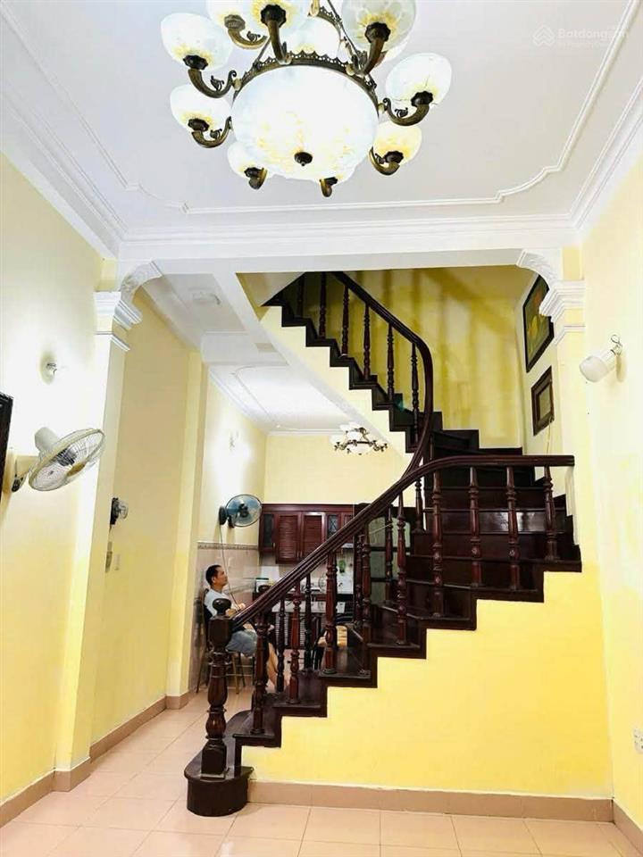 Bán nhà bùi xương trạch thanh xuân 47 m², 4 tầng, mặt ngõ ô tô, lô góc hai mặt thoáng giá 9.x tỷ