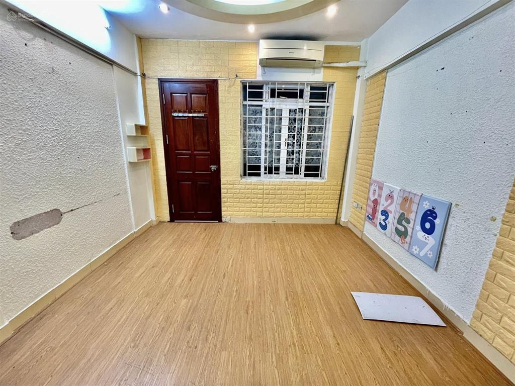 Bán nhà bùi xương trạch, 42m² xây 5 tầng 8pn khép kín  già chào bán 8.9 tỷ
