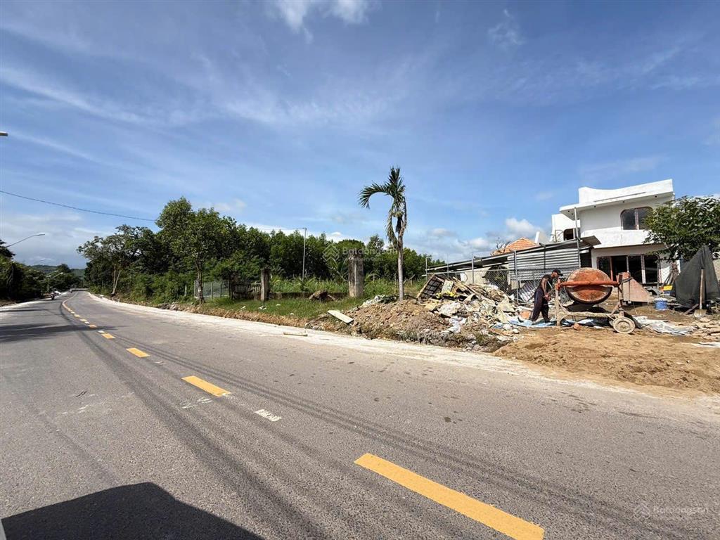 Lô đất dt 1.384 m2 thôn tây nam, xã sông cầu, khánh vĩnh, khánh hoà