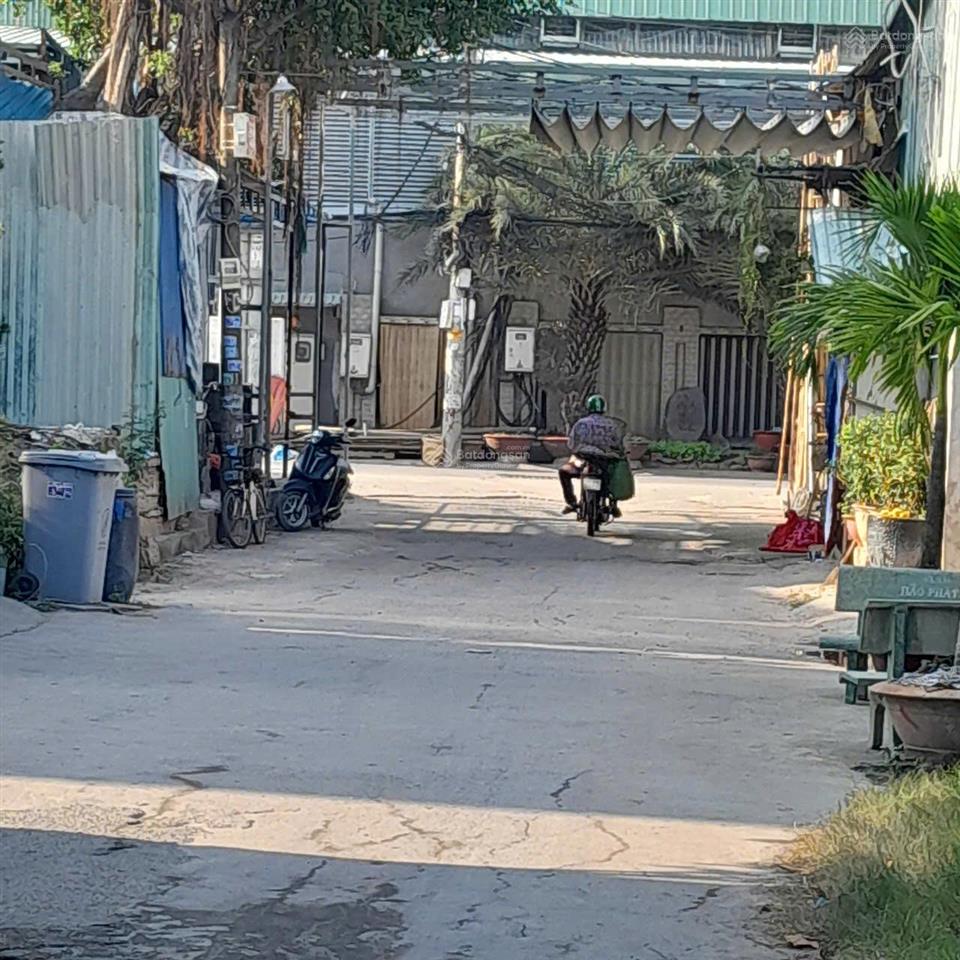 3 lô liền kề giá đầu tư  sổ đẹp vuông vức  đường rộng 7m  hệ số xây dựng cao 3.5