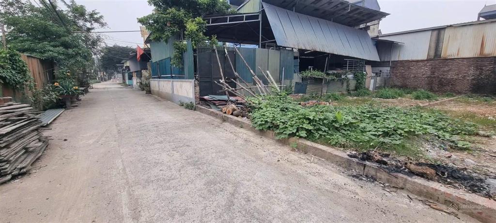 Bán đất 110m2 bìa làng xóm đường xã phúc thịnh, đường 17m ô tô tránh, nhỉnh 10 tỷ