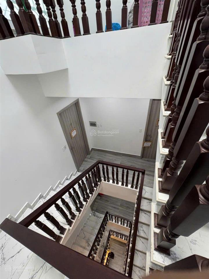 Bán nhà mtkd nguyễn chí thanh, quận 11, diện tich 4 x 20m ( 80m2 ) 3 lầu, giá 20 tỷ thương lượng