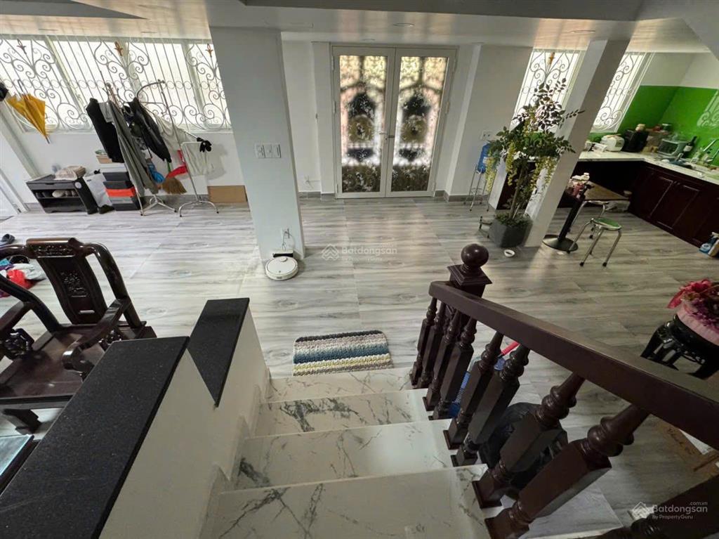 Bán nhà mtkd nguyễn chí thanh, quận 11, diện tich 4 x 20m ( 80m2 ) 3 lầu, giá 20 tỷ thương lượng