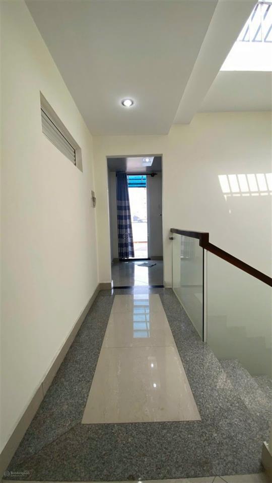 Mtkd đỗ ngọc thạnh  ngay nguyễn chí thanh . dt  4 x 18.5m . 4 tầng . giá  22 tỷ
