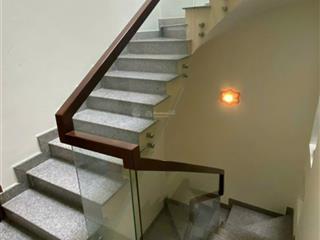 Nhà hxh minh phụng q11. dt  4 x 16m ( nở hậu 6m) . 3 tầng . giá  9.5 tỷ