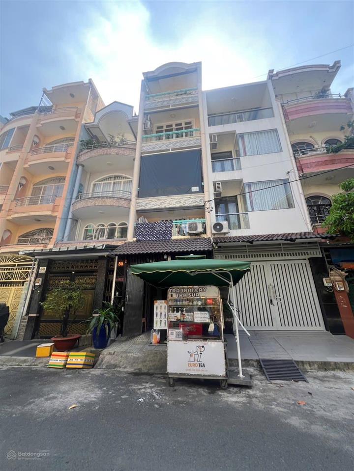 Bán nhà mặt tiền kinh doanh đường xe tải đậu trước nhà khu bình phú 1