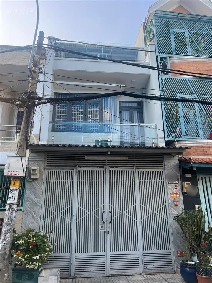 Bán nhà mặt tiền đường 10m kdc bình phú 1 quận 6