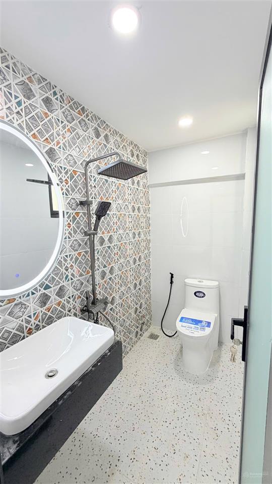 Bán nhà mới vào ở ngay mặt tiền nội bô cư xá phú lâm a, bình phú, hcm