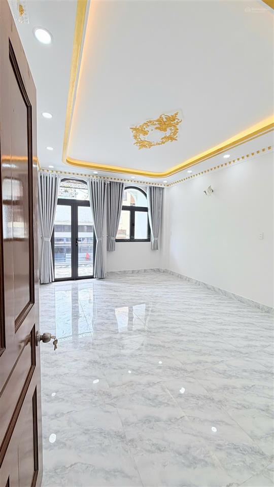 Bán nhà mới vào ở ngay mặt tiền nội bô cư xá phú lâm a, bình phú, hcm