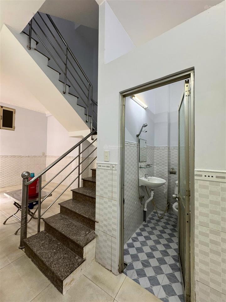 Bán nhà ngang 8m8 hẻm 1/ văn thân, p8 quận 6