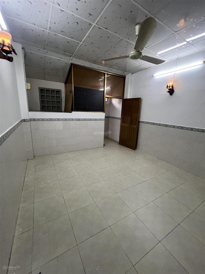 Cho thuê nhà mới sạch sẽ hẻm 4m phạm phú thứ cách mat tiền 20m