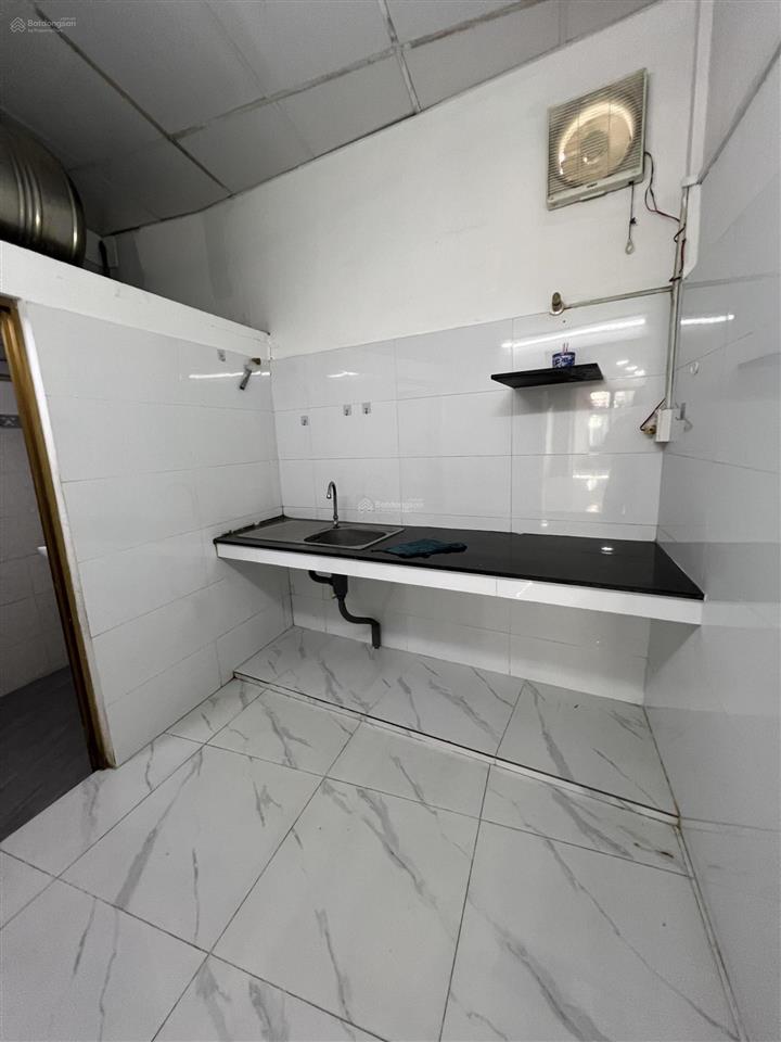 Cho thuê nhà mới sạch sẽ hẻm 4m phạm phú thứ cách mat tiền 20m