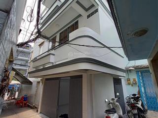 Bán nhà sau lưng mặt tiền phạm văn chí, phường bình tiên