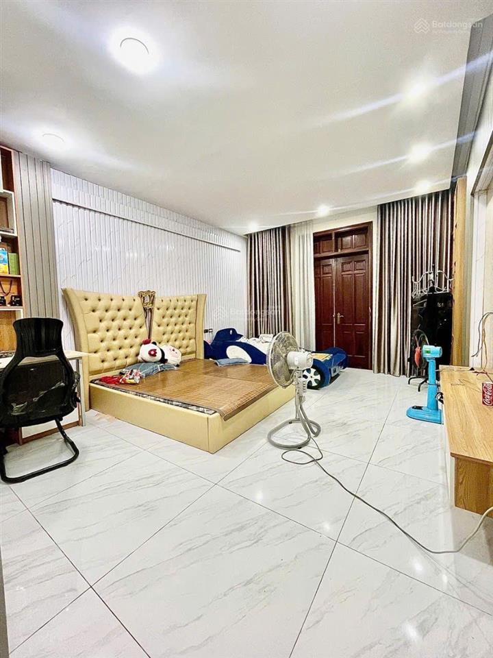 Bán nhà phố ngô quyền hà đông 67m2, 4 tầng, mặt tiền 4.3m 11.5 tỷ, ngõ thông, tặng nội thất