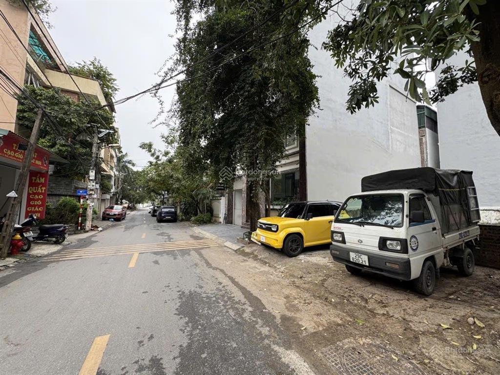 Bán đất mặt phố tư đình 134m2 mt 7,2m, 30 tỷ. vỉa hè, kinh doanh, mọi loại hình