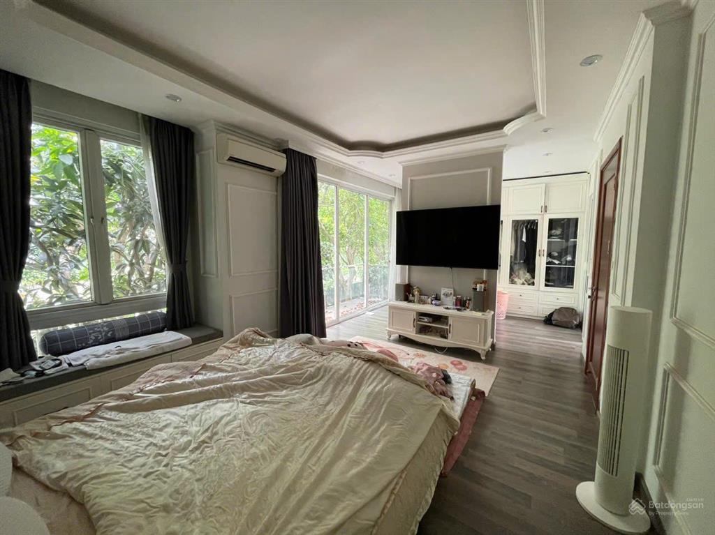 Bán siêu biệt thự palm garden, kđt việt hưng 155m2, 4 tầng, mặt tiền 8m, 46 tỷ, tặng nội thất