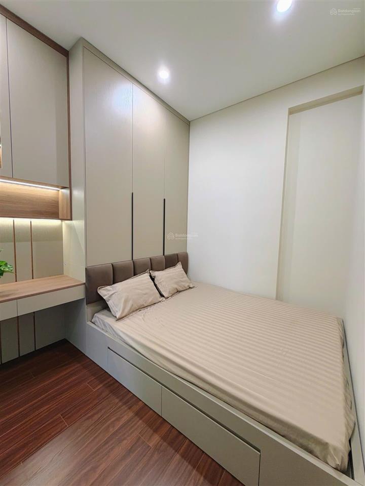 Bán căn 2n2vs giá chỉ 4,1 tỷ, full đồ đẹp. sẵn sổ view công viên