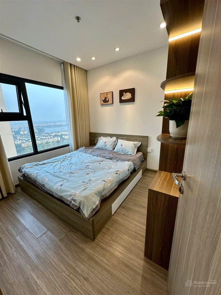 Chủ cần bán căn góc s218 full đồ đẹp, sẵn sổ giá 3.x tỷ