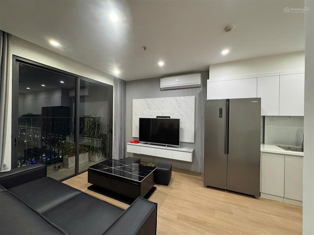 Bán gấp 2 ngủ 2 vệ sinh góc. giá 3,2 tỷ, đông nam, view cực kỳ thoáng