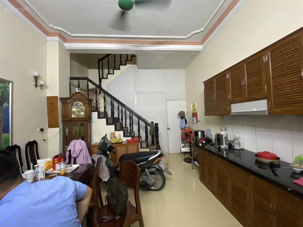 Bán nhà 2 mặt ngõ ô tô cách mặt phố chỉ 30m vừa ở vừa kinh doanh mở văn phòng cực đẹp